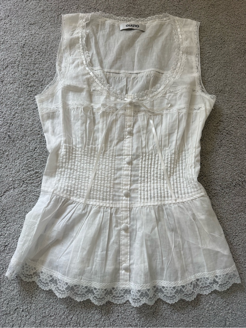 Guzio White Lace-Trim Sleeveless Peplum Top xs